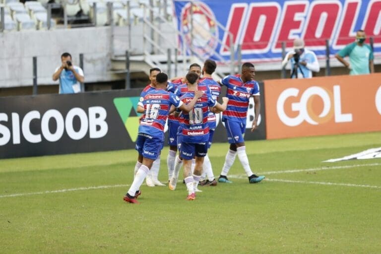 São Paulo decepciona, Palmeiras faz um golaço e Fortaleza goleia o Internacional: resumo da 2ª rodada do Brasileirão
