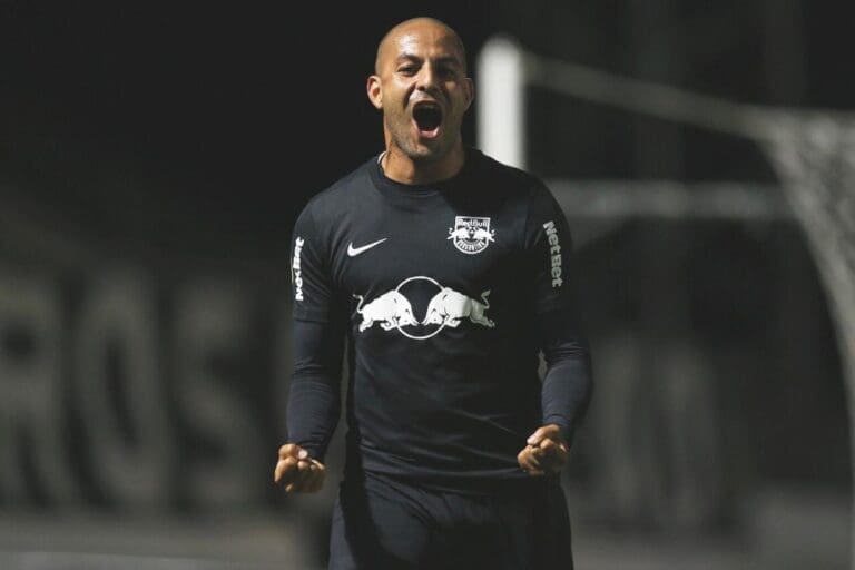 São Paulo tropeça e Red Bull Bragantino derrota Palmeiras: resumo da 6ª rodada do Brasileirão