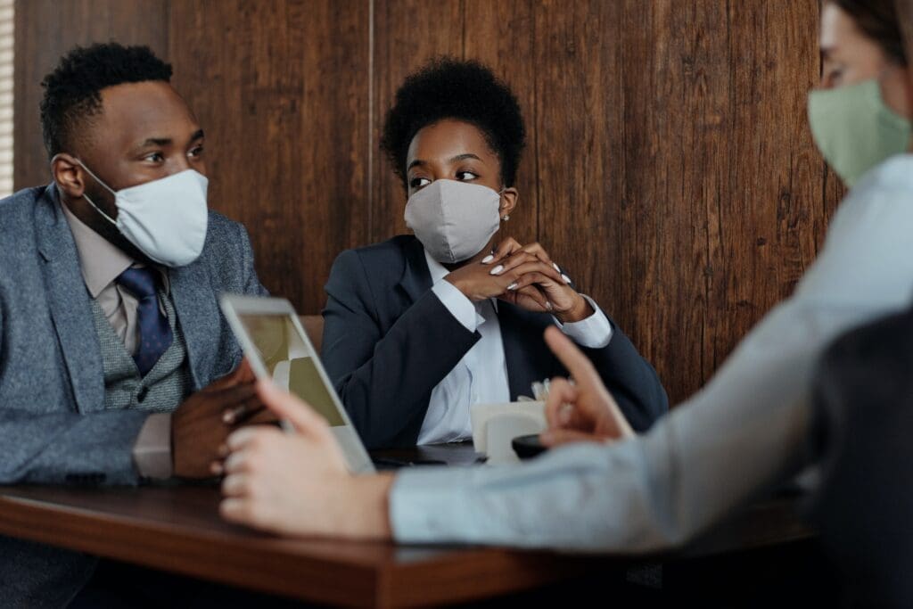 A pandemia do covid-19, as novas demandas e os impactos na atuação profissional da/o assistente social