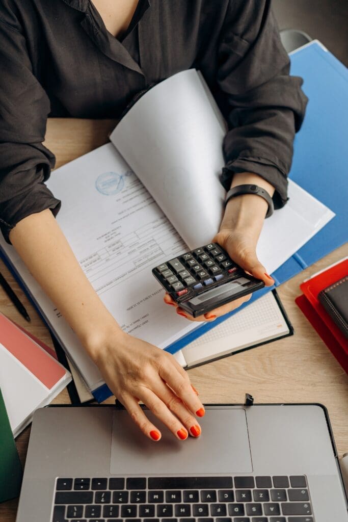 O uso das tecnologias na educação matemática pelos professores – a calculadora e computador