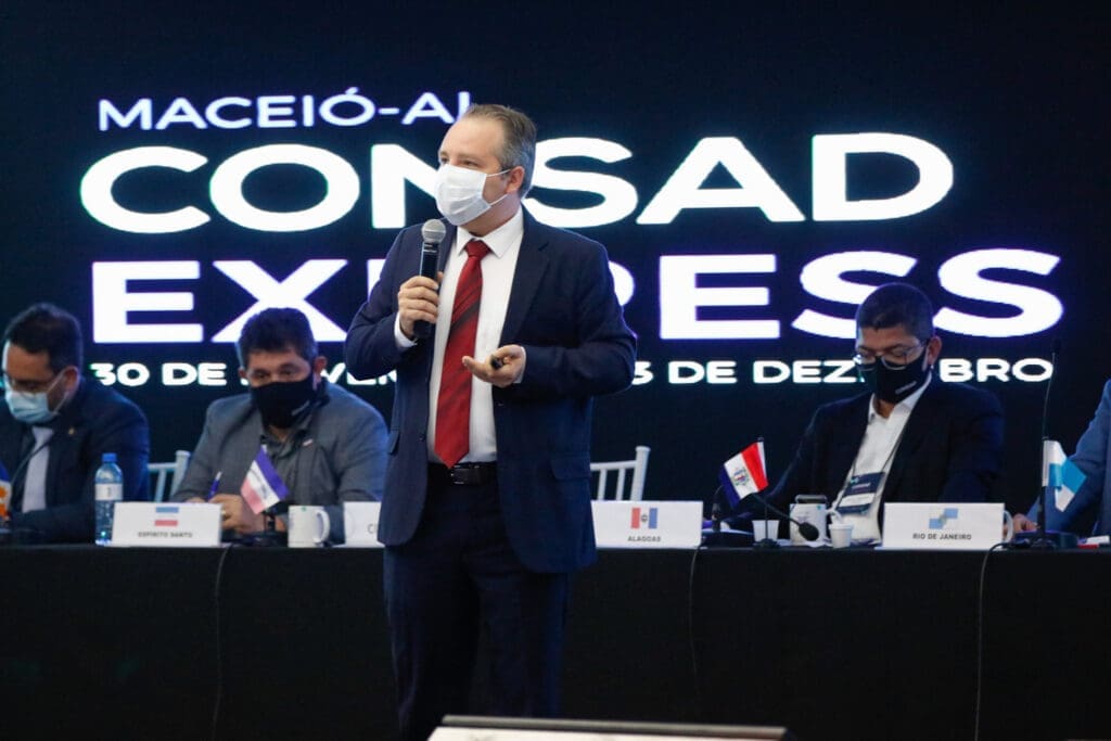 Pesquisador da Rede DSBR participa de evento nacional de gestão pública