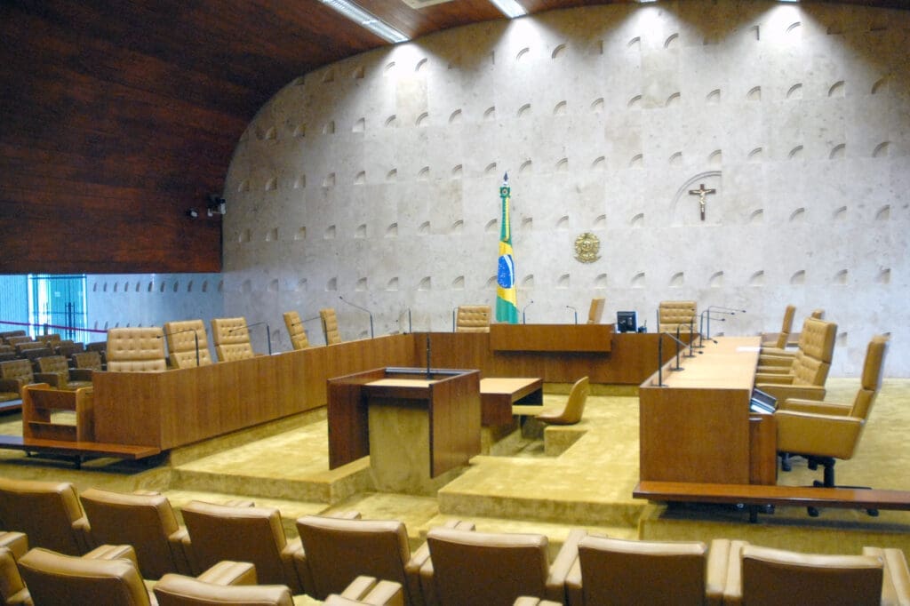 STF julga incidência de imposto sobre planos de previdência, entenda