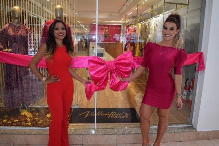 Amigas viram sócias e abrem loja de roupas femininas