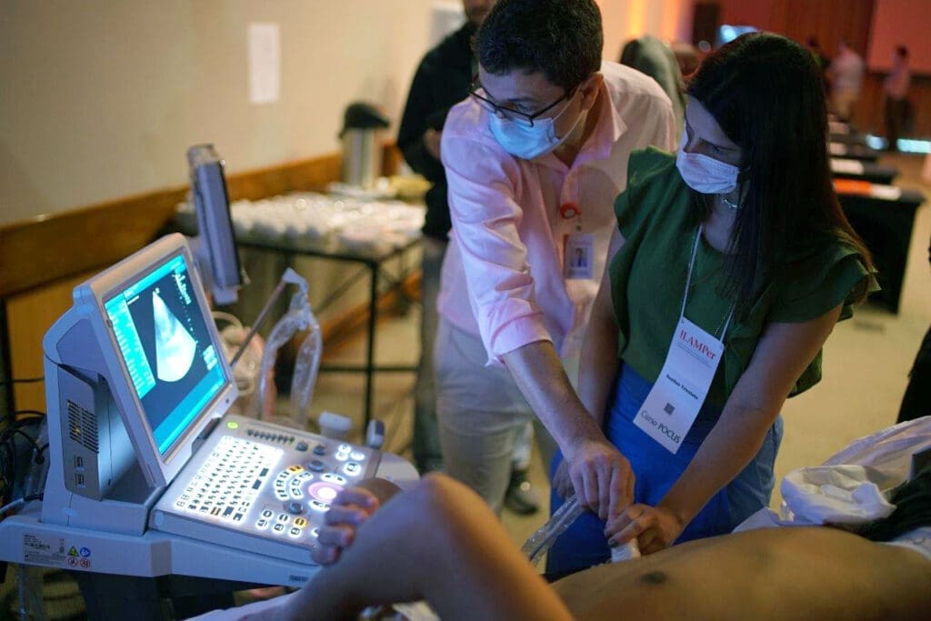 <strong>ILAMPer realiza curso POCUS de Ultrassonografia à beira do leito</strong>