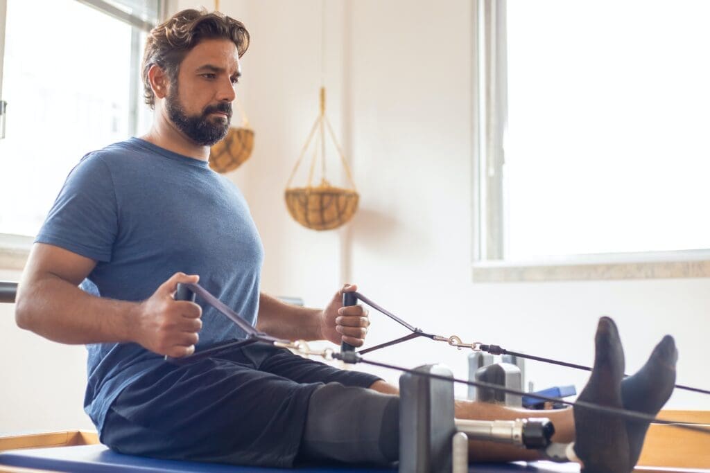 O papel da fisioterapia para melhora da qualidade de vida em idosos que sofreram acidente vascular encefálico