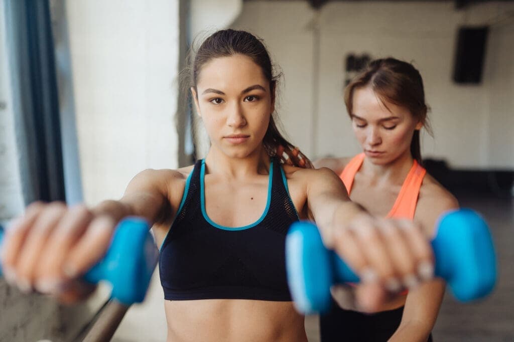 Personal trainers: 7 dicas para melhorar a gestão e conquistar clientes em 2022