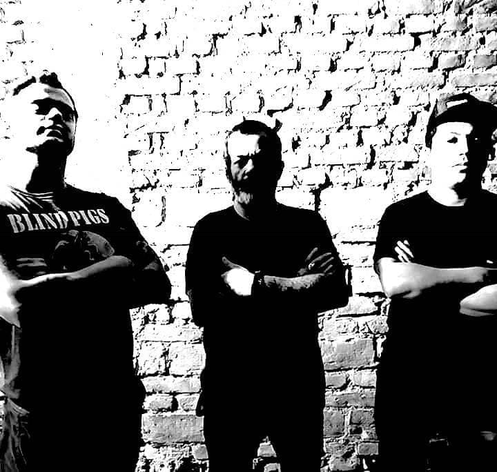 Sandinistas, primeiro álbum
