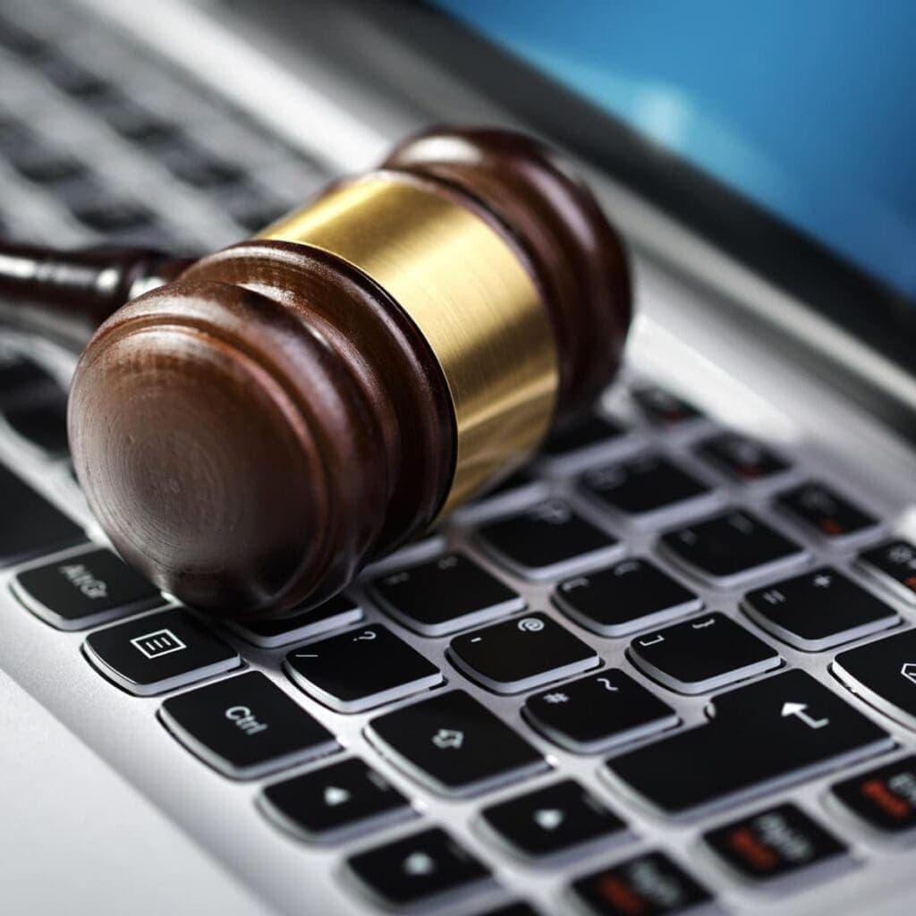 A informatização do sistema judiciário brasileiro: do físico ao digital