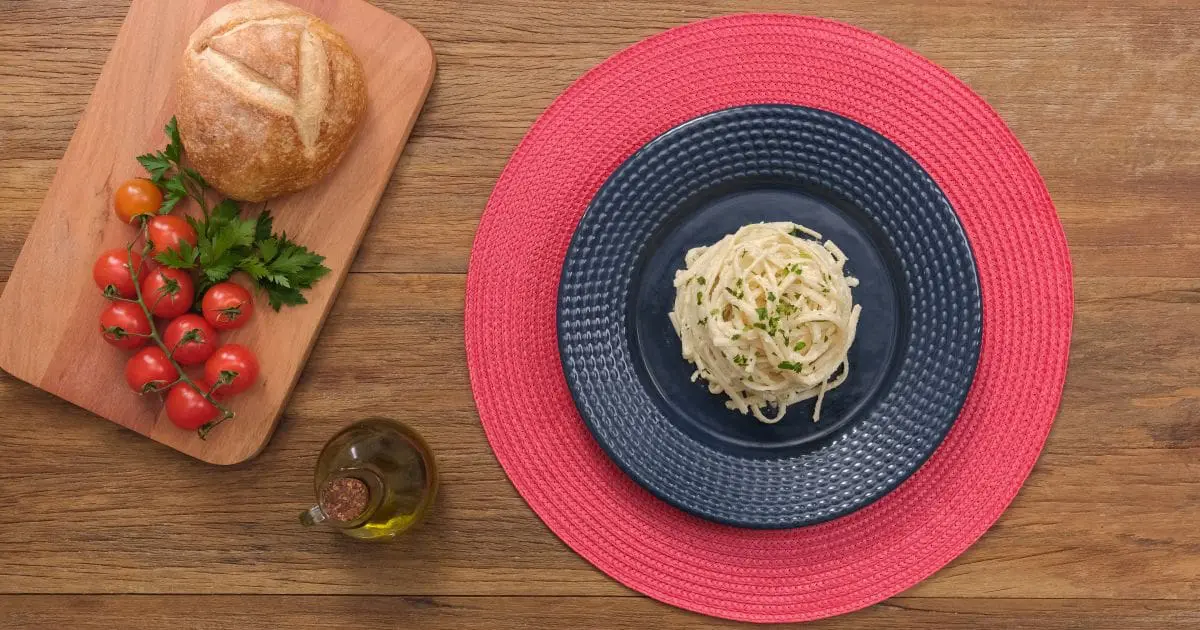 galo-imagem-receitas-macarrao-ao-molho-alfredo-vegano-share