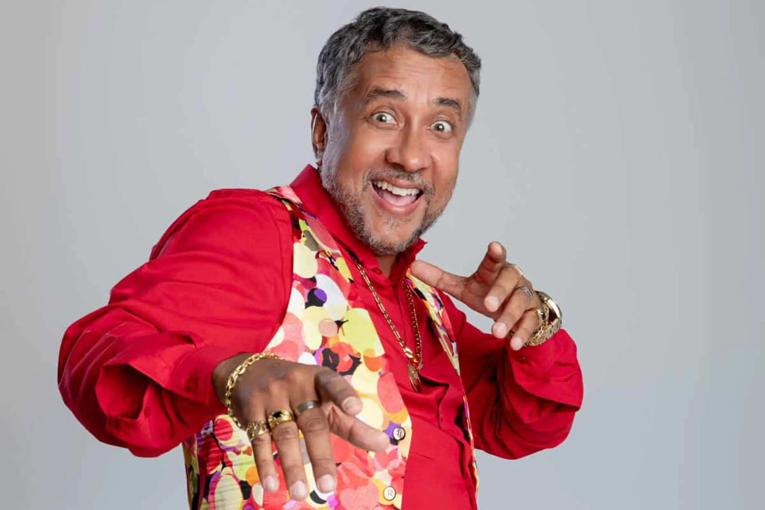 1 - Mauricio Manfrini como Paulinho Gogó