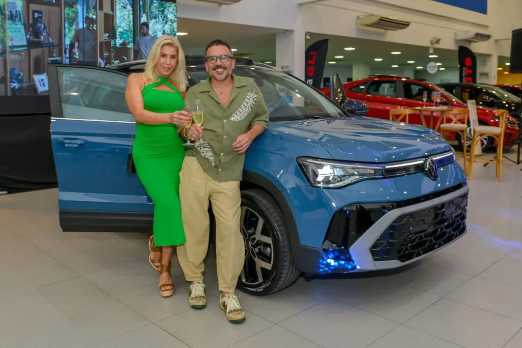 Simone Pinheiro e Alex Ferrer