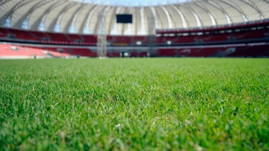 Catar instala gramado no palco da final de 2022 e projeta sexto estádio  concluído em outubro, Copa do Mundo