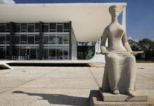 STF — Com a aposentadoria do ministro Barroso, a vaga deveria ser preenchida, de preferência, por uma mulher da carreira da magistratura STF apoia Amazonas contra restrições do Fisco Paulista sobre o crédito de ICMS