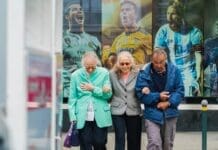 A saúde ainda olha para o envelhecimento como se fosse uma intercorrência. Curso de cuidador de idosos presencial Pomerode com certificado grátis