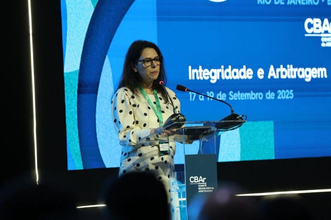 Crédito Divuglação Debora Visconte - Presidente CBAr