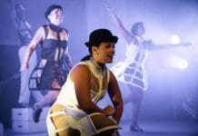 Teatro Fashion Mall recebe a Orquestra Brasileira de Sapateado com o espetáculo “Pés, Bolas, Sons e Algo Mais” OBS - Crédito fotográfico Maya Boaretto