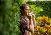 Gabriel Grossi viaja o mundo e usa a pluralidade da música brasileira como linguagem