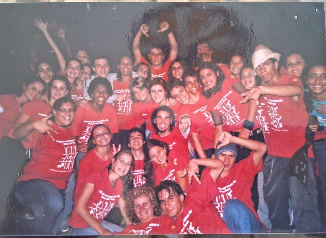 Movimento Art & Cia (2002)