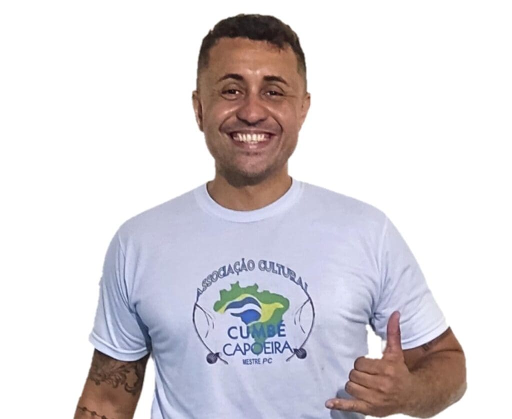 Cumbé Capoeira Mestre Heitor
