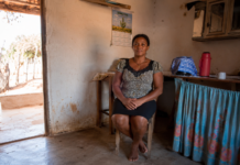 Uma mulher no Nordeste viverá 14 anos menos que um homem rico em São Paulo hoje; em 2040, com terapias inacessíveis, essa diferença pode virar décadas de qualidade de vida