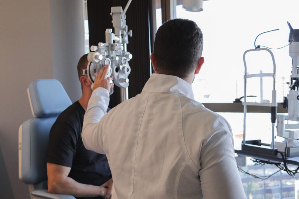 Cirurgia refrativa: a correção visual a laser é indicada para 80% dos pacientes em média